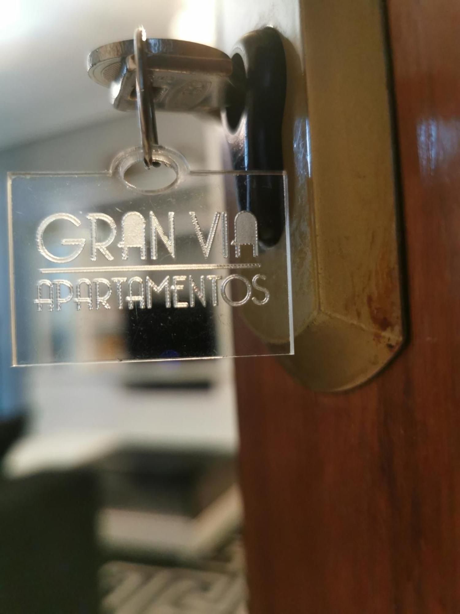 Apartamentos Gran Via Salamanca Kültér fotó